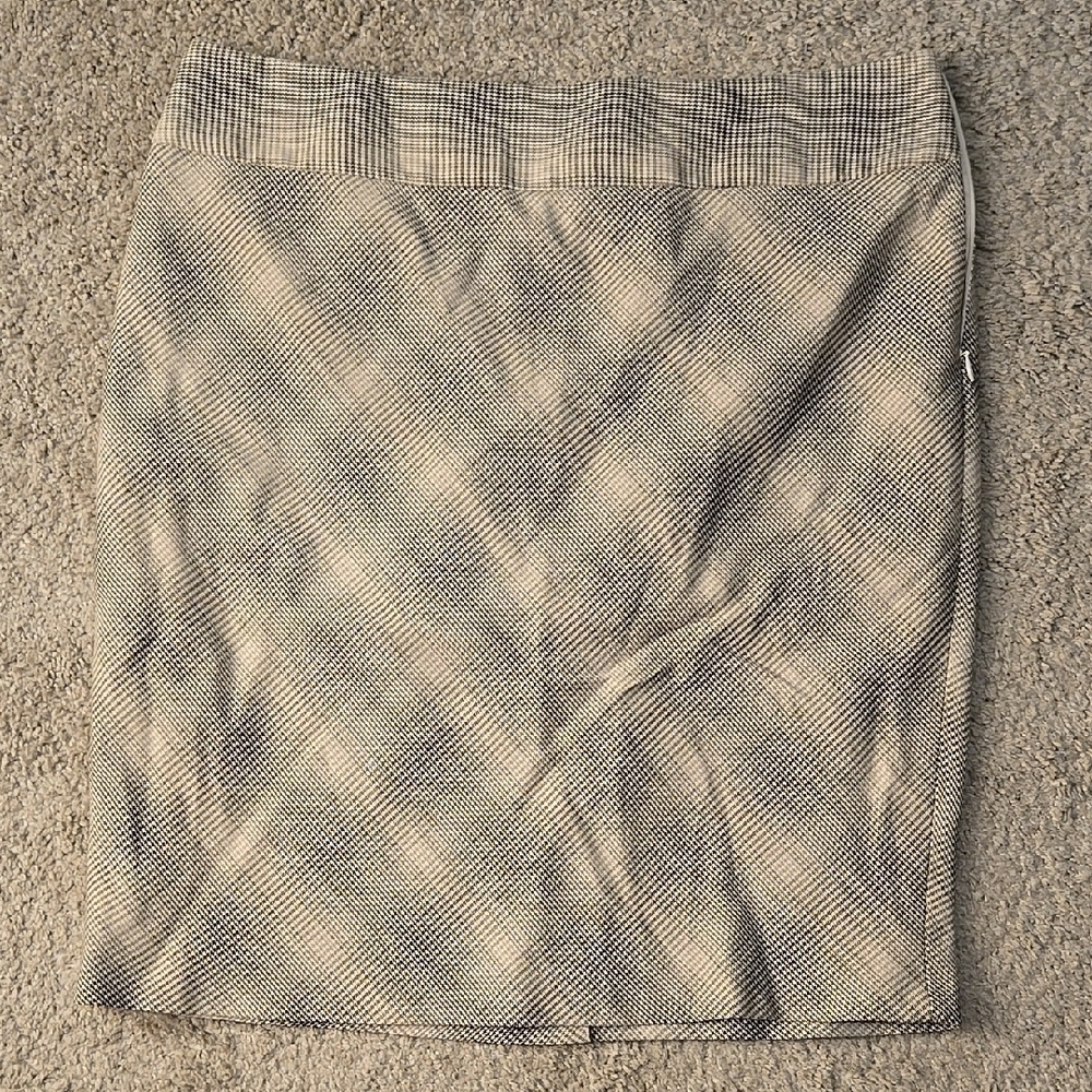 The Limited Gray Ribbed Pencil Skirt Knee-Length